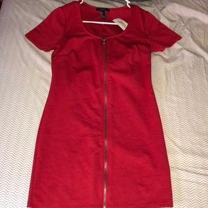 NEVER WORN. Forever 21. Size S , red zip dress